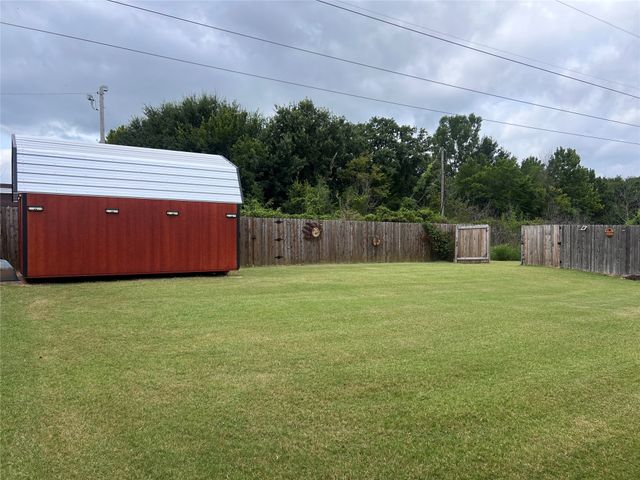 804 Great Oaks Drive, Mcalester, OK 74501