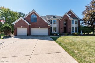 12649 Fieldstone Point, Strongsville, OH 44149