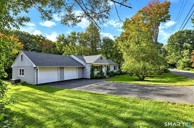 85 Walnut Street, Monroe, CT 06468