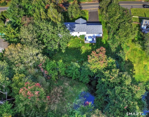 85 Walnut Street, Monroe, CT 06468