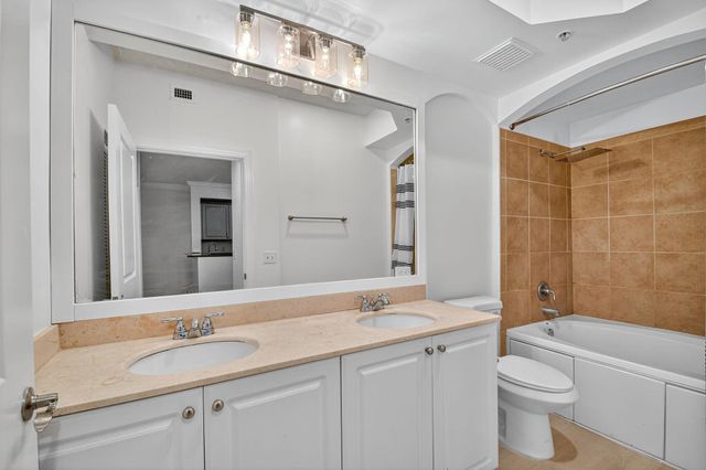 1116 Renaissance Way 116, Boynton Beach, FL 33426