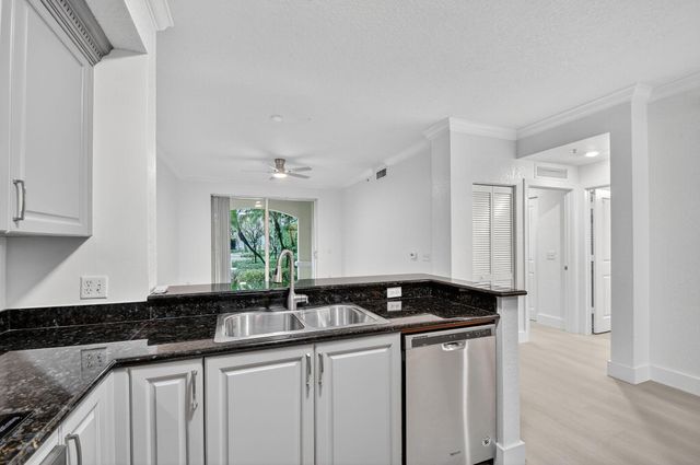 1116 Renaissance Way 116, Boynton Beach, FL 33426