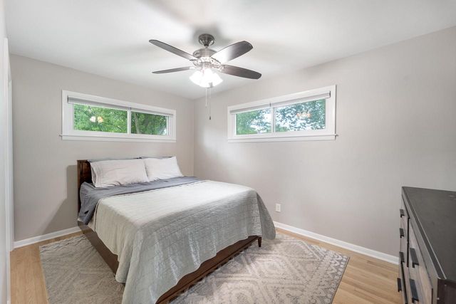 W142N6728 Washington AVENUE, Menomonee Falls, WI 53051
