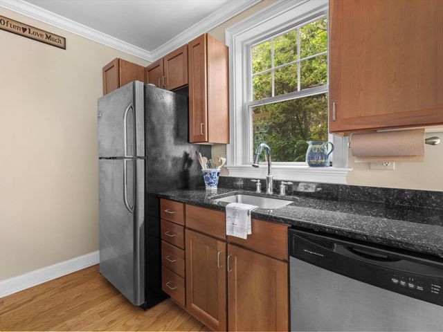 5 Honora Lane UNIT 5, Buzzards Bay, MA 02532