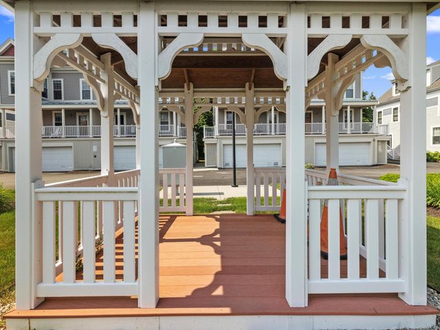 5 Honora Lane UNIT 5, Buzzards Bay, MA 02532