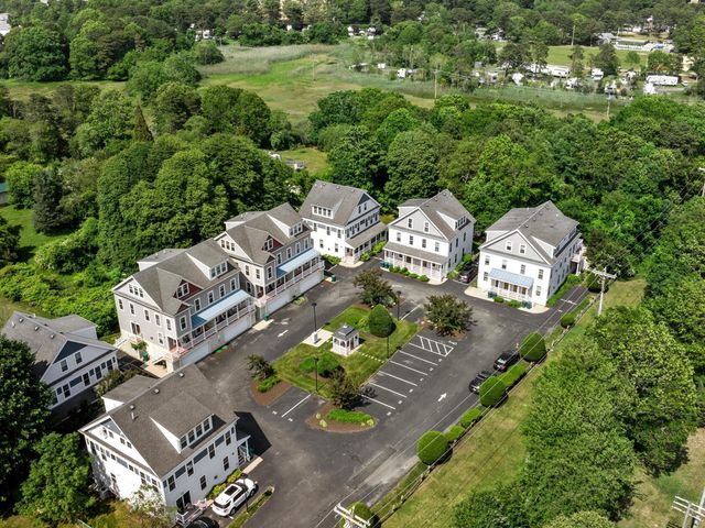 5 Honora Lane UNIT 5, Buzzards Bay, MA 02532