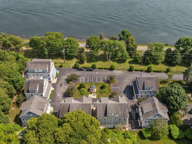 5 Honora Lane UNIT 5, Buzzards Bay, MA 02532