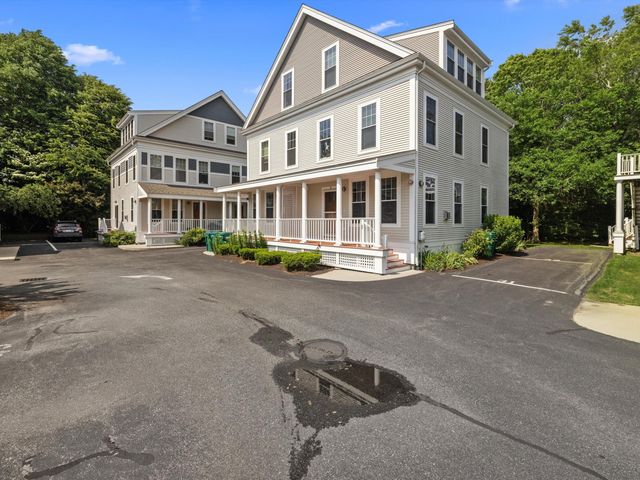5 Honora Lane UNIT 5, Buzzards Bay, MA 02532
