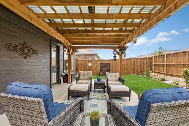 14163 Kempt Drive, Pilot Point, TX 76258