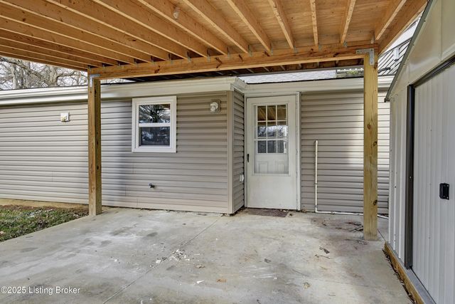 6629 Sylvania Rd, Louisville, KY 40258