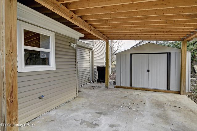 6629 Sylvania Rd, Louisville, KY 40258