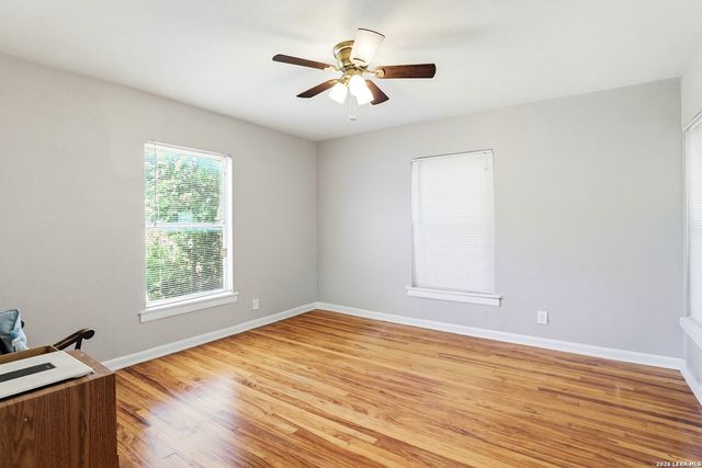 651 BEXAR DR, San Antonio, TX 78228