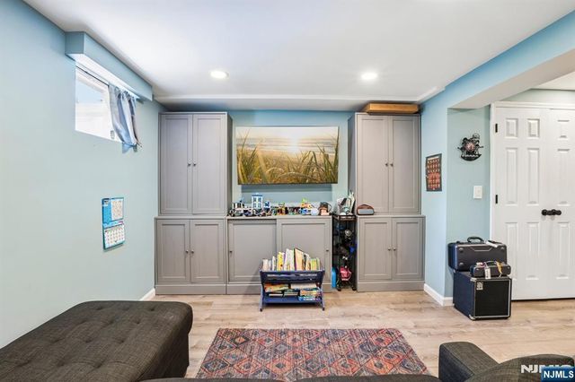 134 Manhattan Avenue, Waldwick, NJ 07463