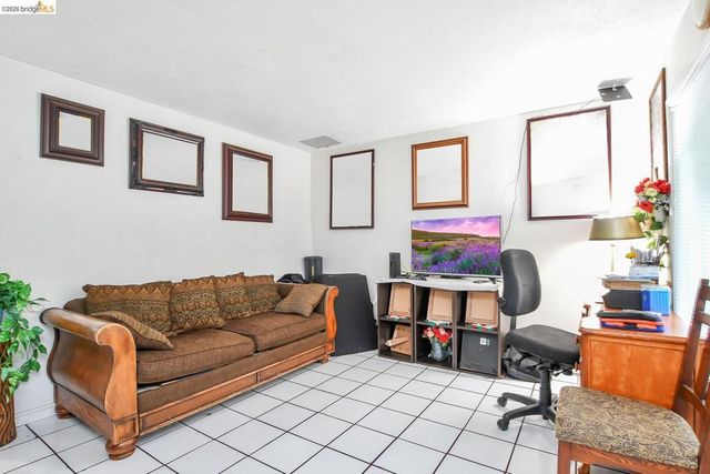 141 E 15th ST, Pittsburg, CA 94565