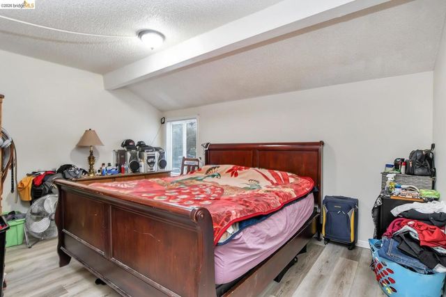 141 E 15th ST, Pittsburg, CA 94565
