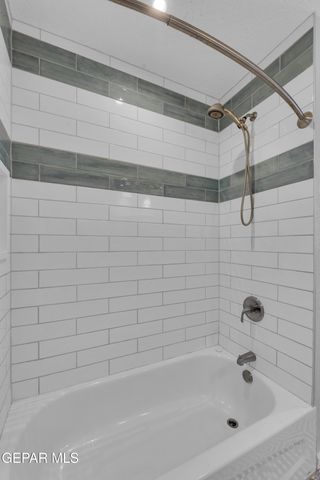 252 TRINITY Place, El Paso, TX 79905