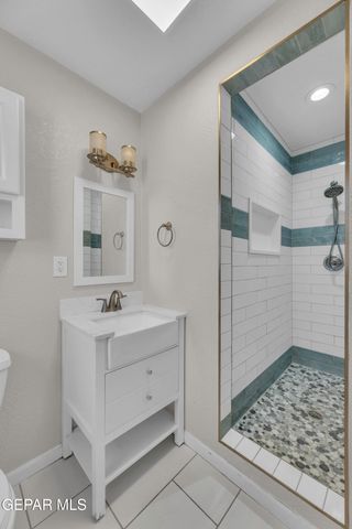 252 TRINITY Place, El Paso, TX 79905