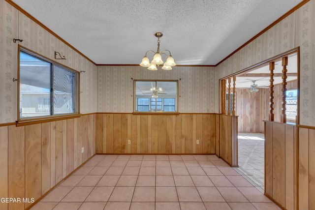 252 TRINITY Place, El Paso, TX 79905