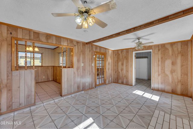 252 TRINITY Place, El Paso, TX 79905