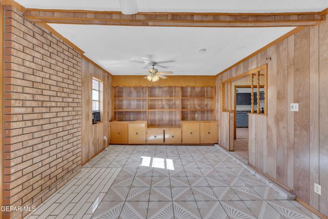 252 TRINITY Place, El Paso, TX 79905