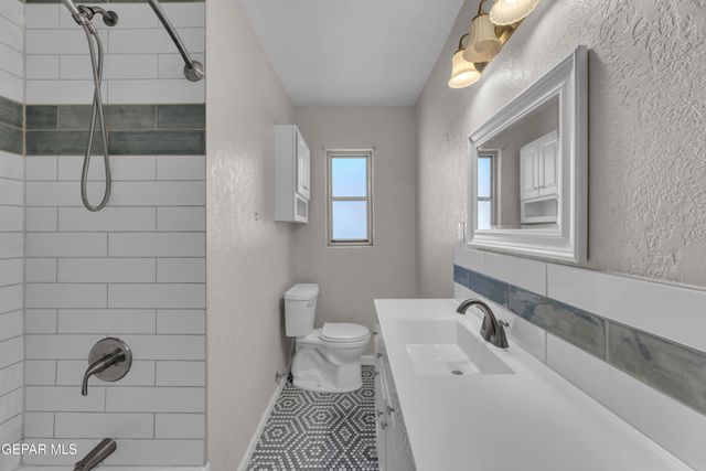 252 TRINITY Place, El Paso, TX 79905