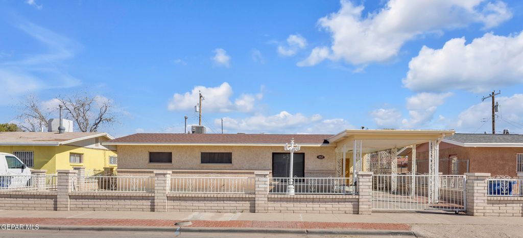 252 TRINITY Place, El Paso, TX 79905