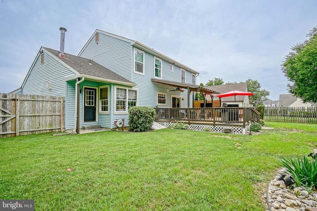 9 HEMLOCK DR, Blackwood, NJ 08012