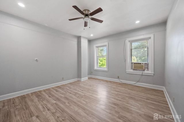 107 Macarthur Avenue 4B, Sayreville, NJ 08872