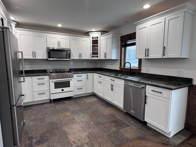 754 S Spring Road, Elmhurst, IL 60126