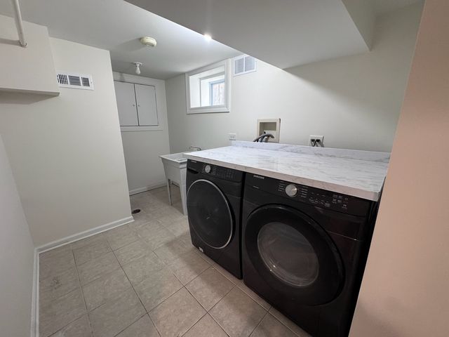 754 S Spring Road, Elmhurst, IL 60126