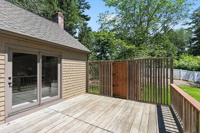 18 Roubound Rd, Norwell, MA 02061