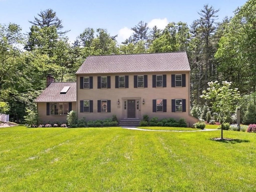 18 Roubound Rd, Norwell, MA 02061