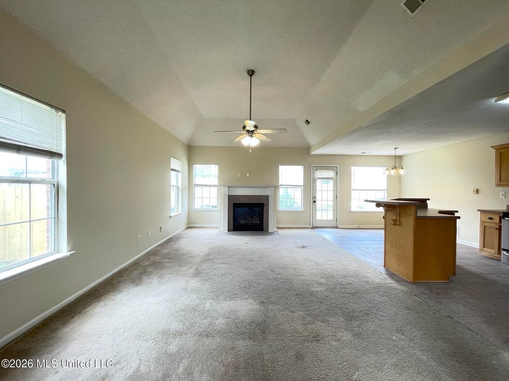 1158 Warwick Place, Southaven, MS 38671 — photo 2