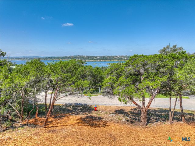 1919 Lakeshore Drive, Canyon Lake, TX 78133