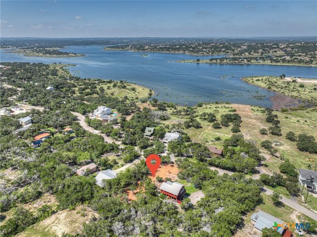 1919 Lakeshore Drive, Canyon Lake, TX 78133