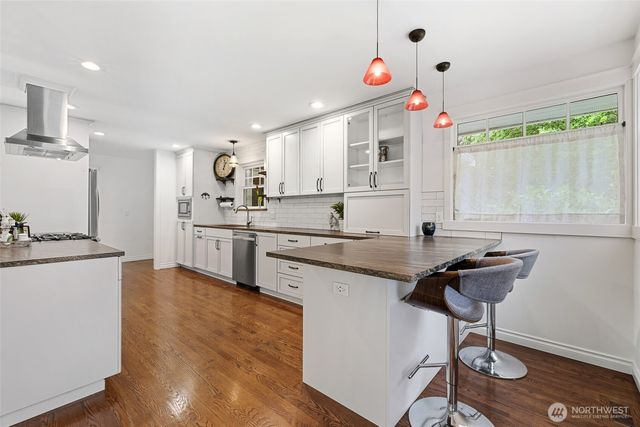 11019 NE 140th Street, Kirkland, WA 98034