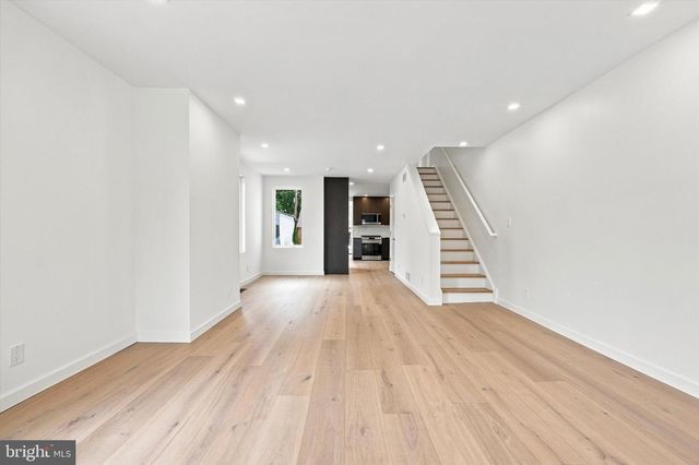 309 LOCUST AVE, Ardmore, PA 19003