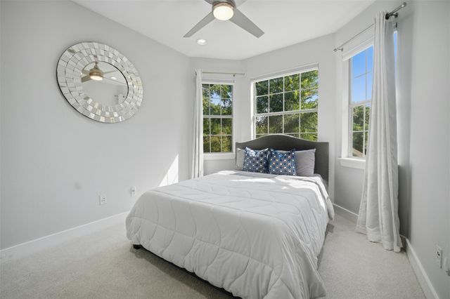512 Sunny LN B, Austin, TX 78704