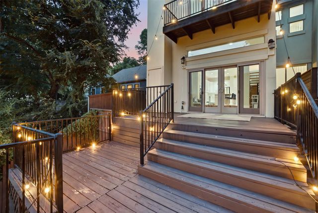 512 Sunny LN B, Austin, TX 78704