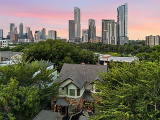 512 Sunny LN B, Austin, TX 78704