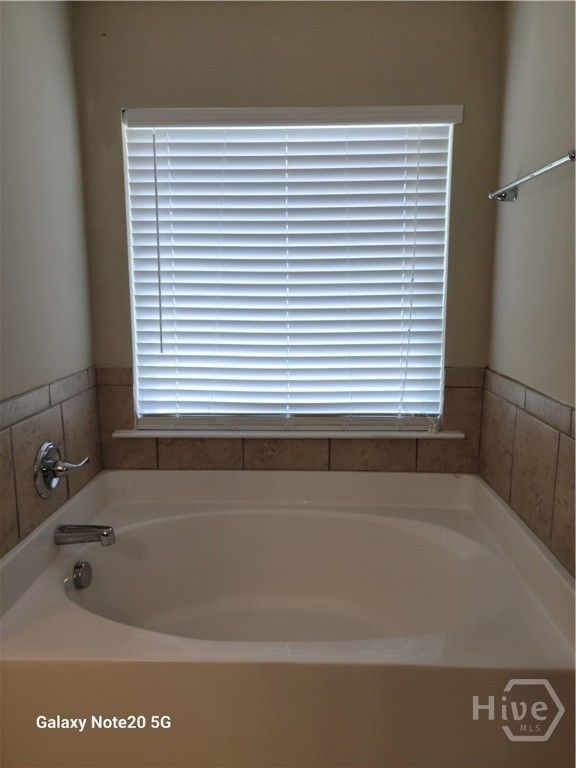 Image 17 of property listing at 104 Clydesdale Court, Guyton, GA 31312
