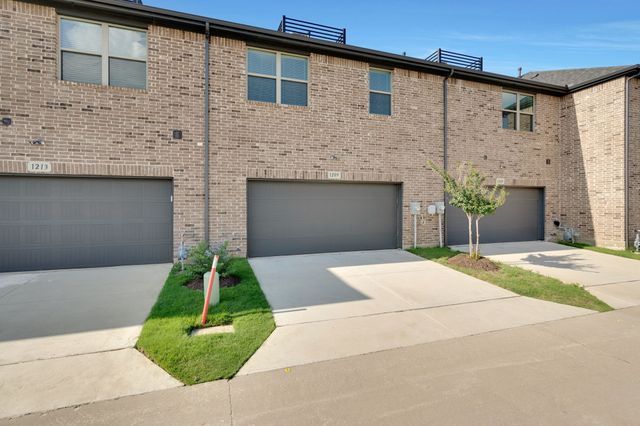 1209 Casselberry Drive, Flower Mound, TX 75028