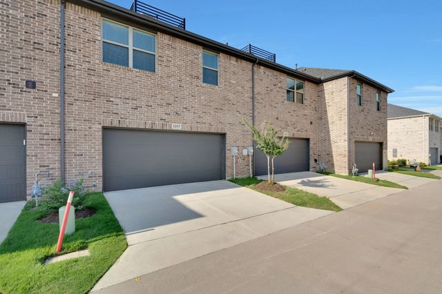 1209 Casselberry Drive, Flower Mound, TX 75028