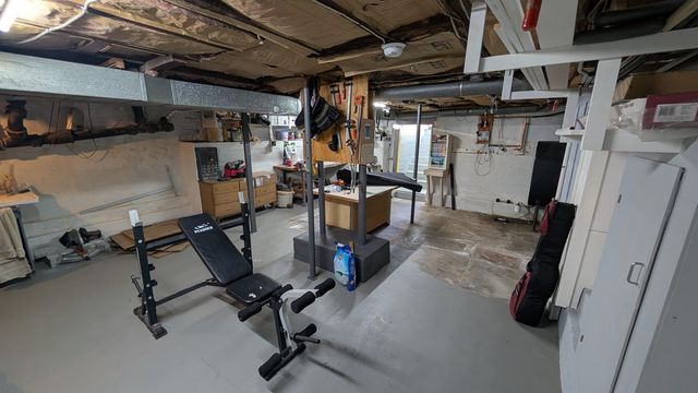 275 Bartlett Street, Manchester, NH 03102