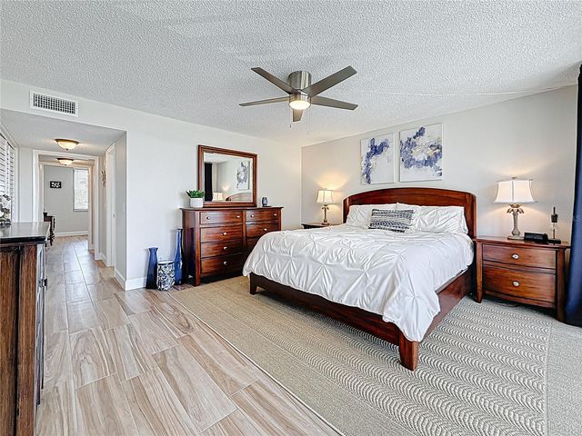 1581 GULF BOULEVARD 102N, Clearwater Beach, FL 33767