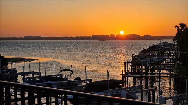 1581 GULF BOULEVARD 102N, Clearwater Beach, FL 33767