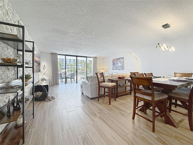 1581 GULF BOULEVARD 102N, Clearwater Beach, FL 33767