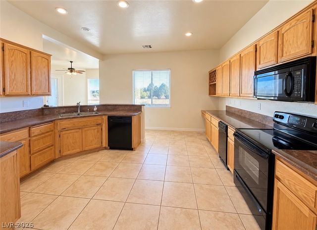 381 Arapahoe Street, Pahrump, NV 89048