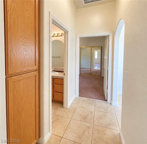 381 Arapahoe Street, Pahrump, NV 89048