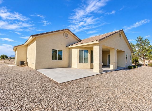 381 Arapahoe Street, Pahrump, NV 89048